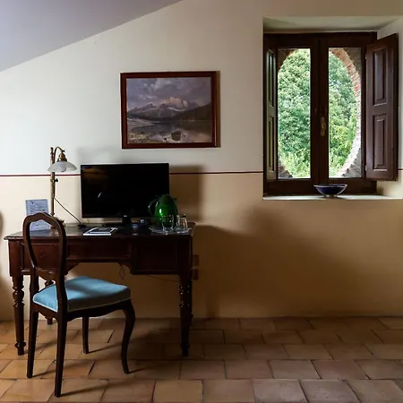 Torre Camigliati Dimora Storica Konukevi